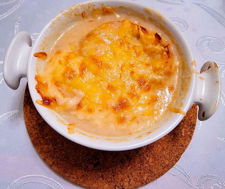 Potage à l&rsquo;oignon gratiné