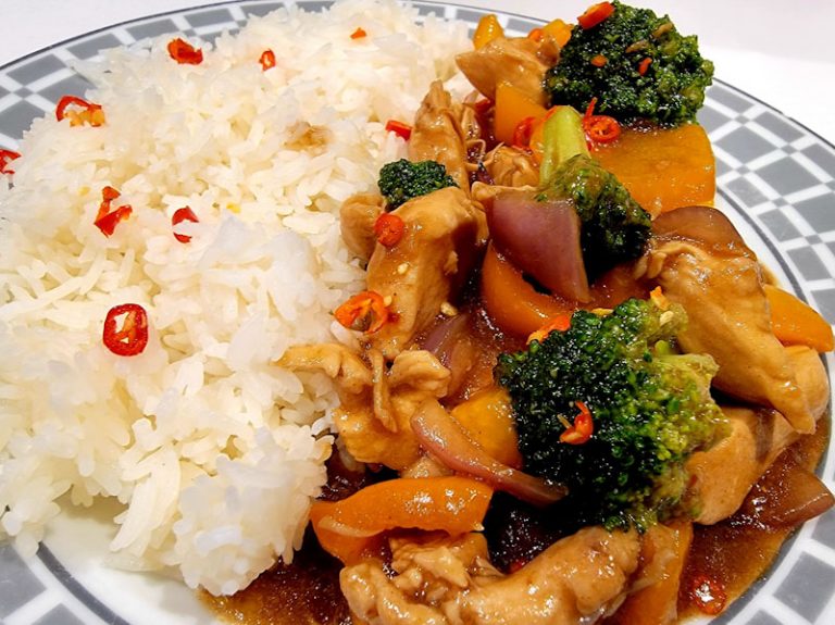 Sauté de poulet et brocoli