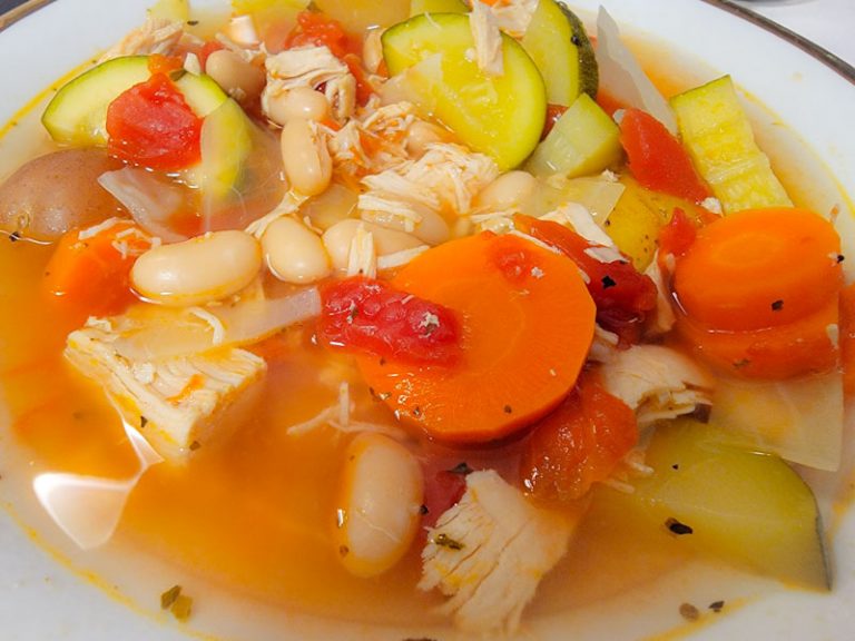 Soupe minestrone au poulet