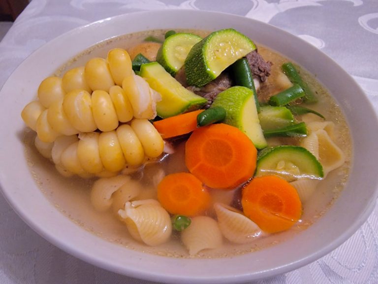 Soupe au bœuf et à la menthe