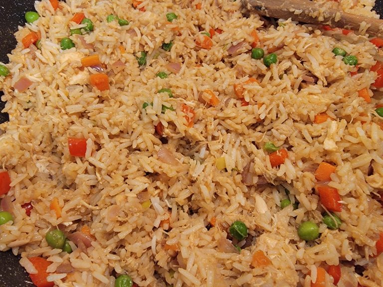 Riz frit au poulet