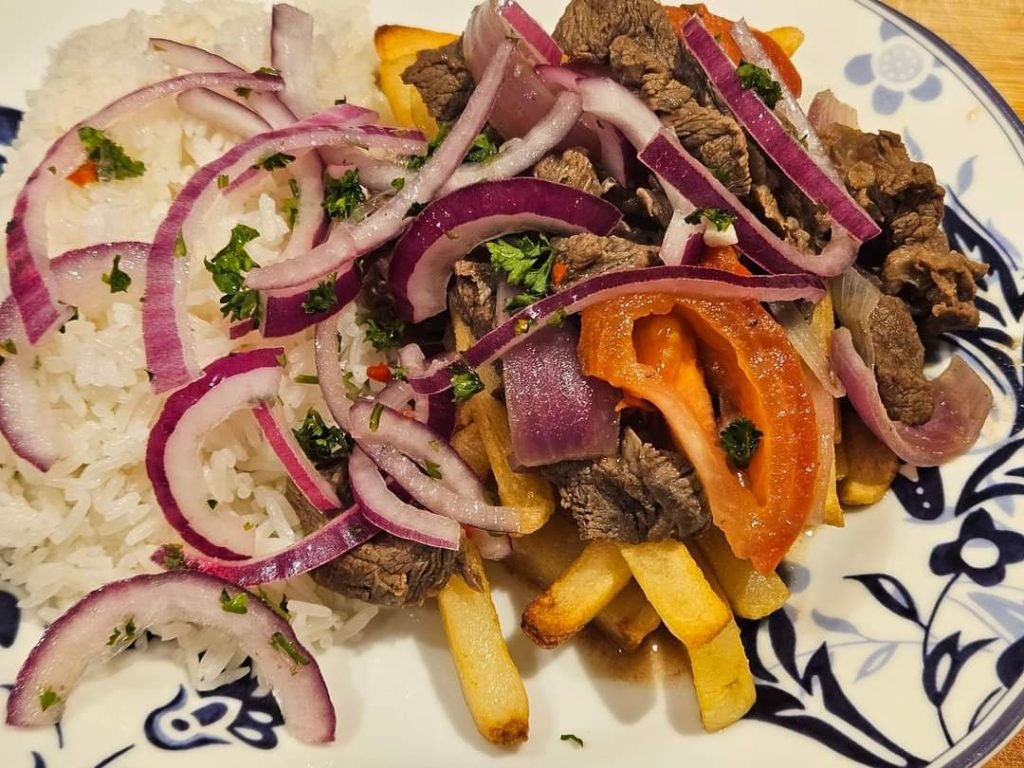 Lomo saltado